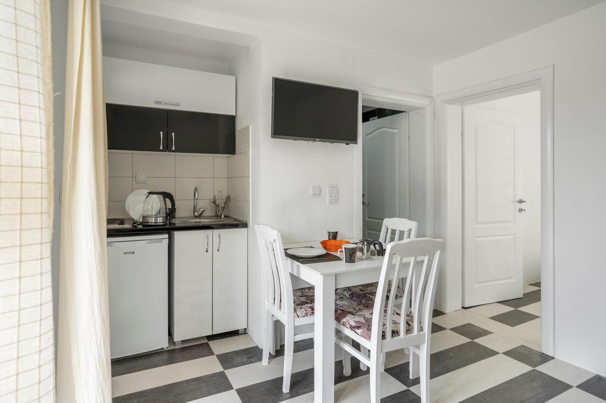 Apartments Natali Bar Luaran gambar