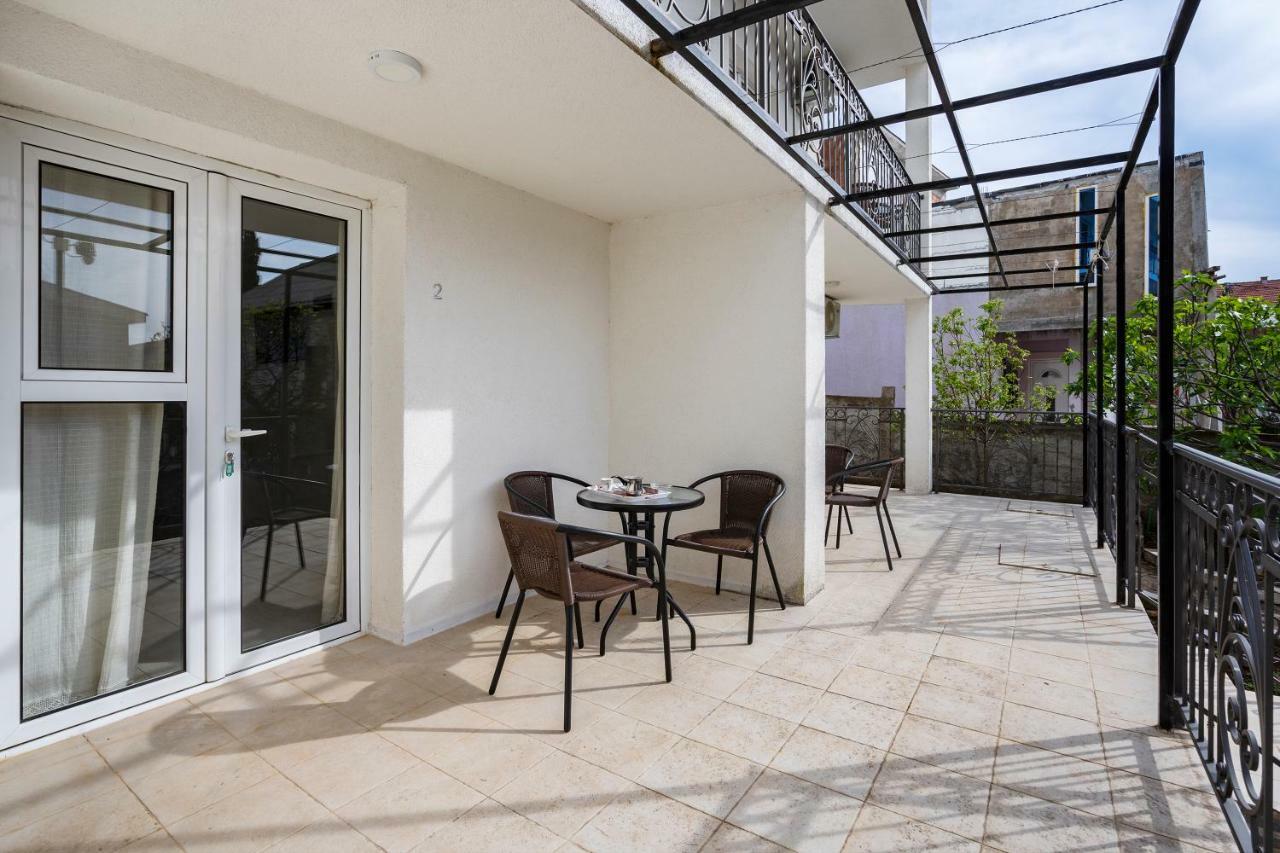 Apartments Natali Bar Luaran gambar