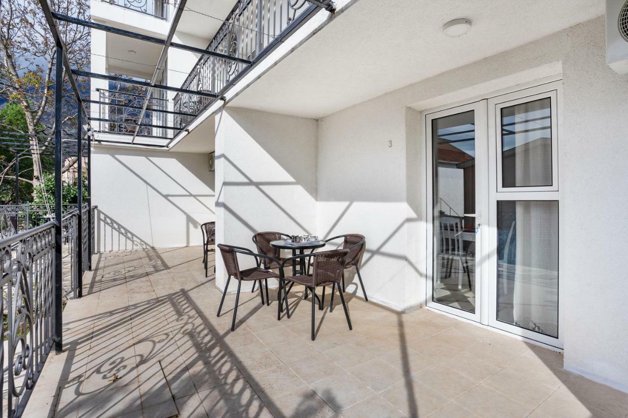 Apartments Natali Bar Luaran gambar