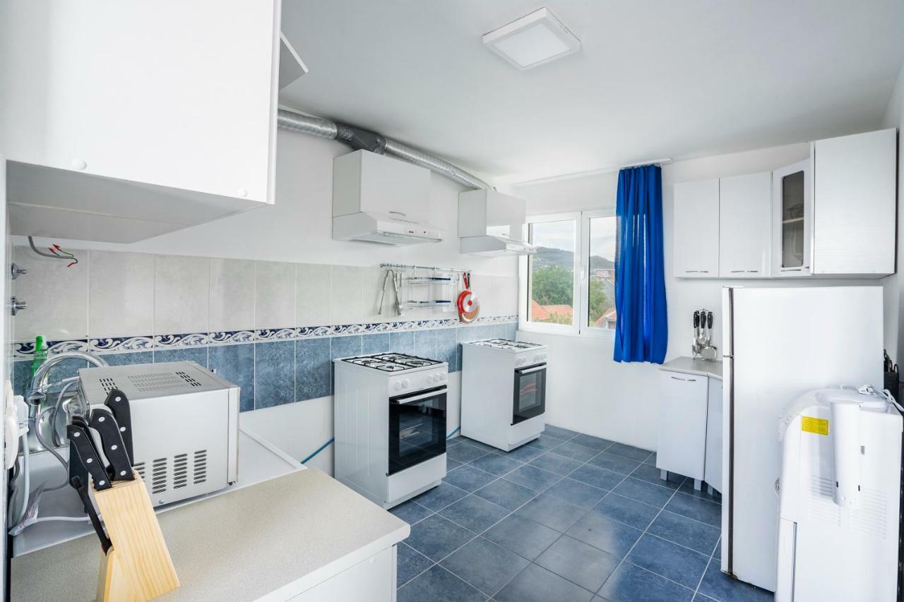 Apartments Natali Bar Luaran gambar