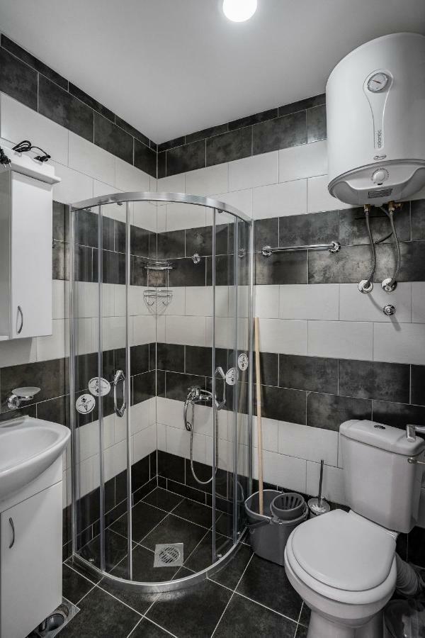 Apartments Natali Bar Luaran gambar
