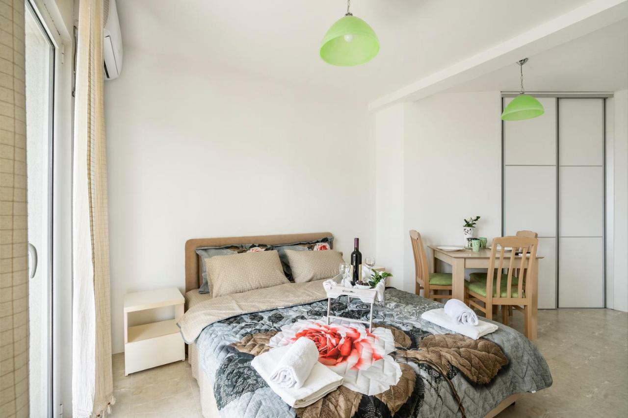 Apartments Natali Bar Luaran gambar